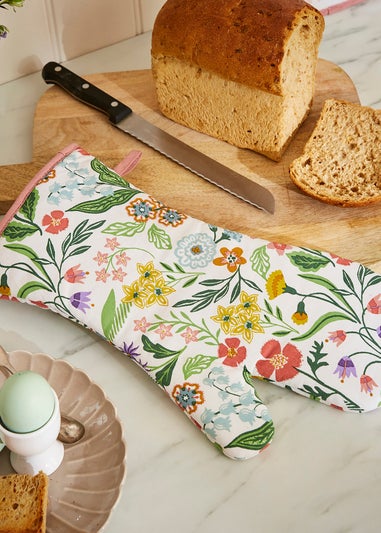 Ulster Weavers Petals & Prose Pink Gauntlet Oven Glove