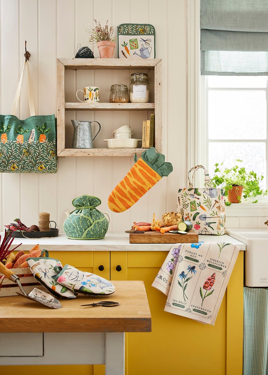 Ulster Weavers Time to Grow Green Tea Cosy - Muff