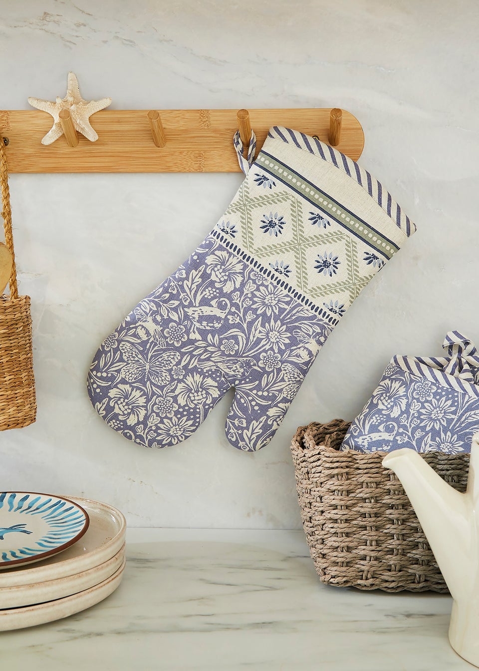 Ulster Weavers Coastal Treasures Blue Gauntlet Oven Glove