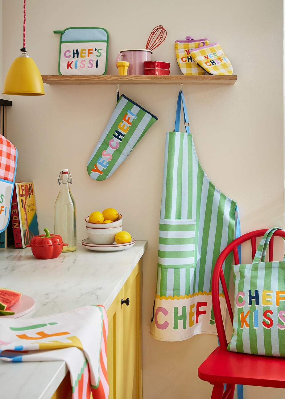 Ulster Weavers Yes Chef Multi Colour Apron - Cotton