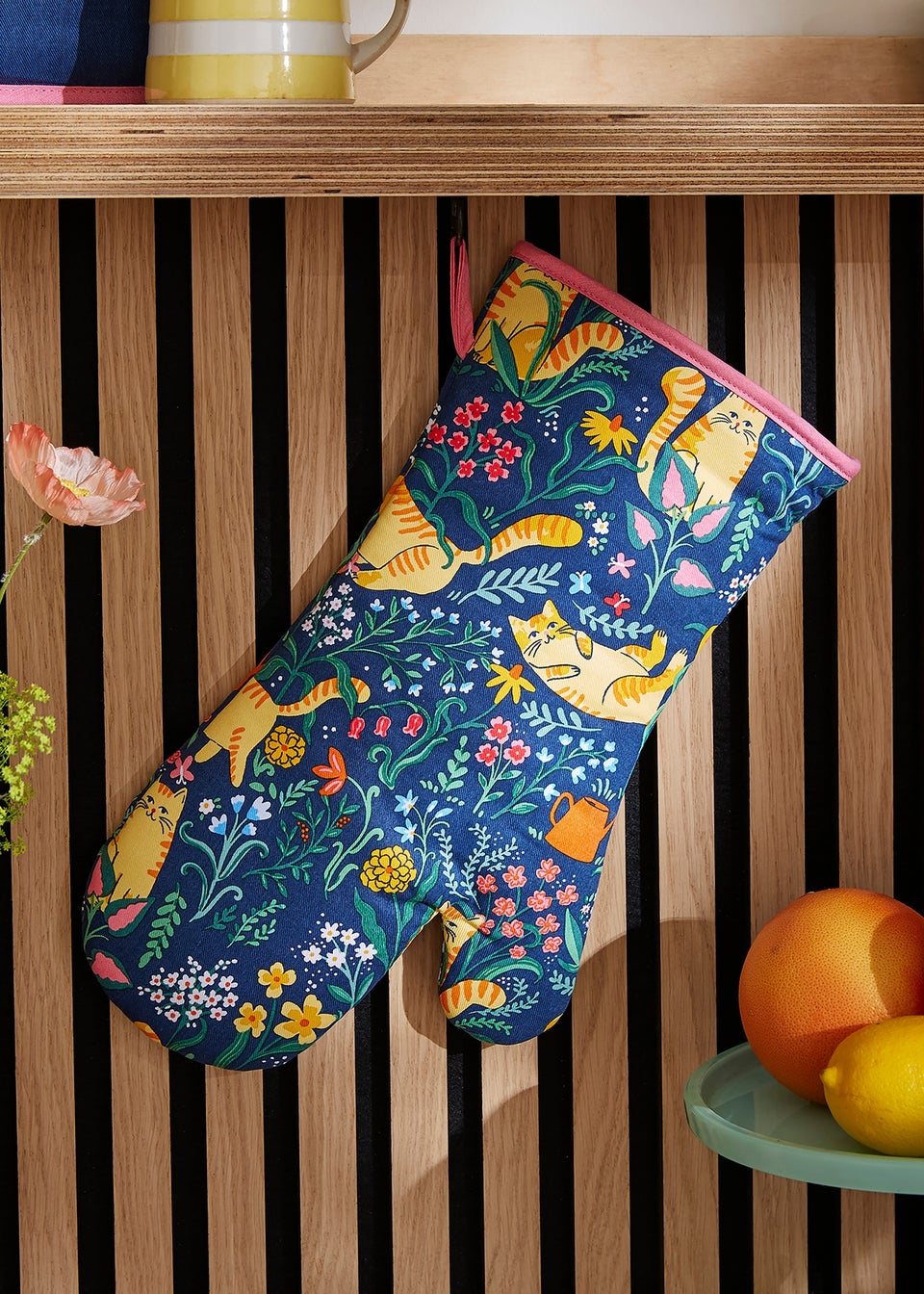 Ulster Weavers Marmalade Meadow Navy Gauntlet Oven Glove