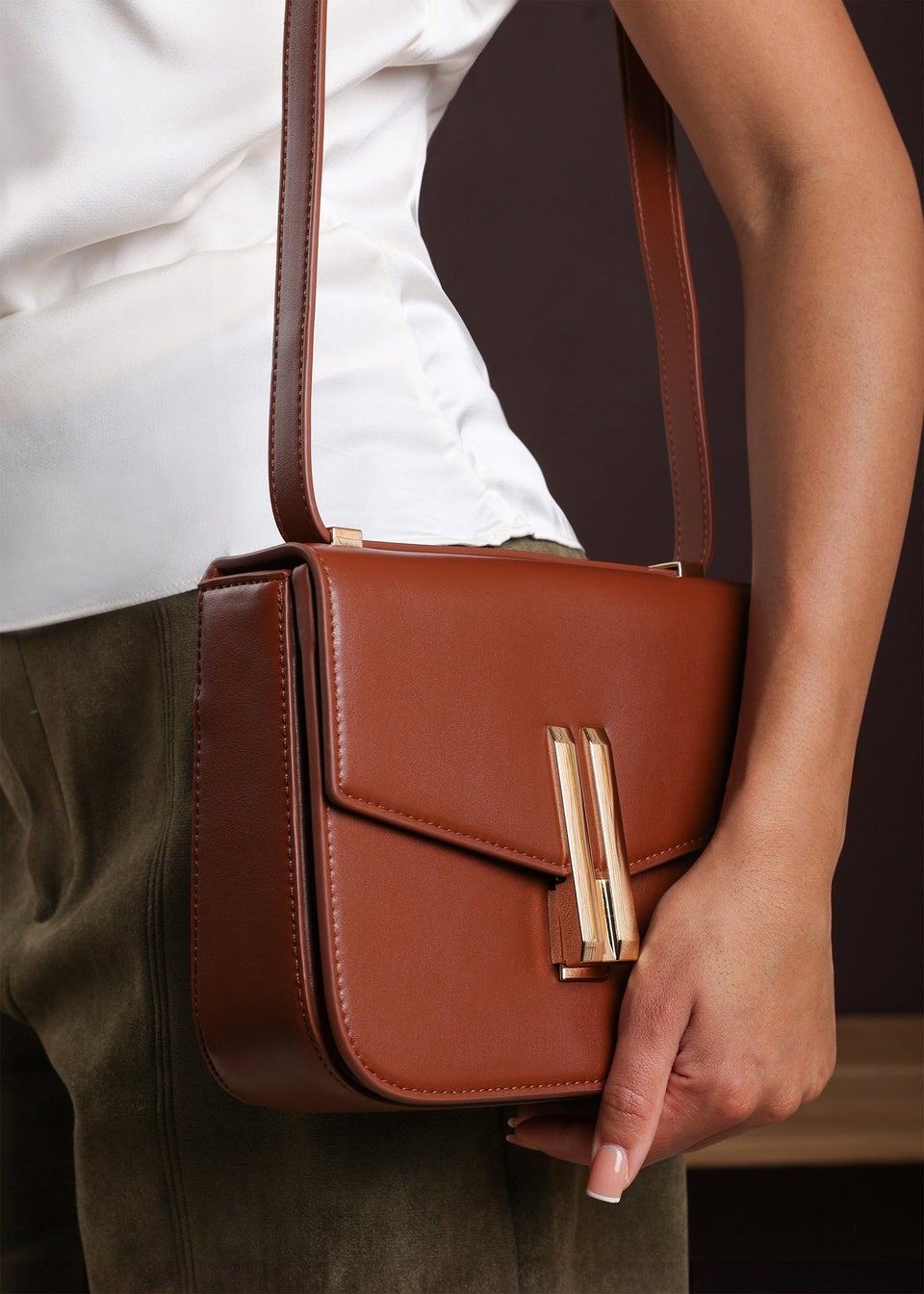 Where's That From Womens Delrio Gold Clasp Cross Body Tofu Bag In Dark Brown