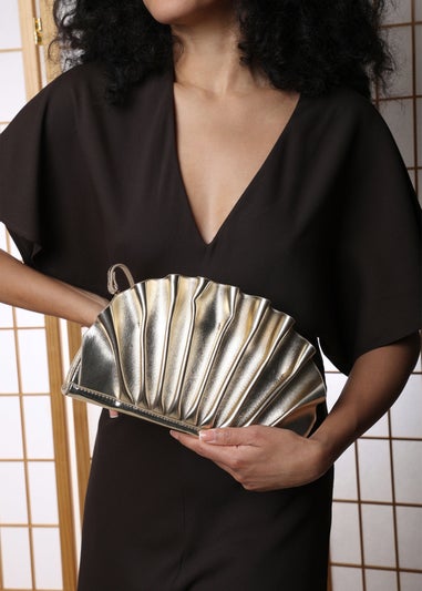 Where's That From Womens Mist Gold Metallic Shell Clutch Bag