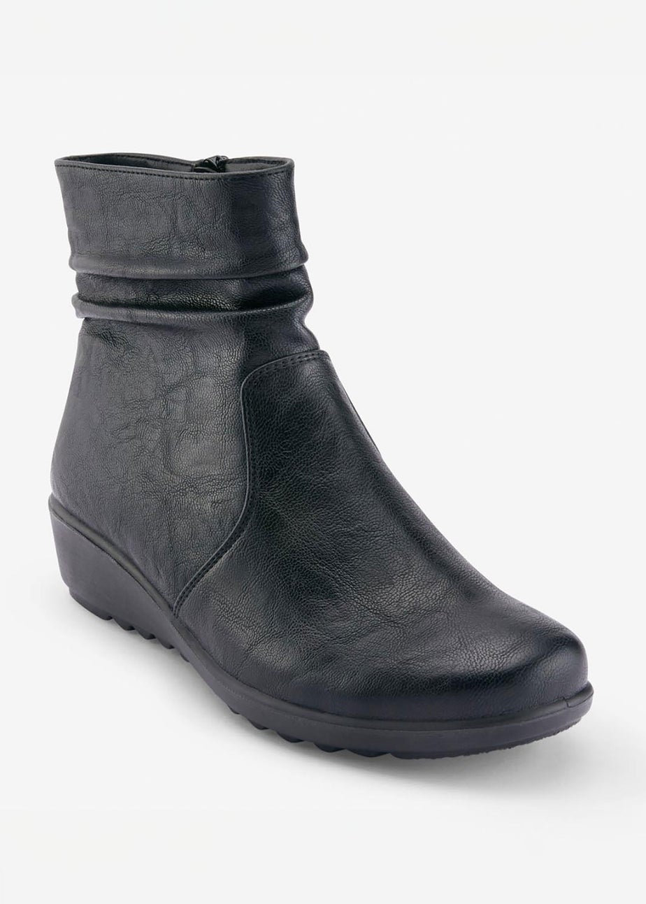 Cotton Traders Black Core Comfort Flexisole Boots