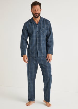 Mens pyjamas at matalan top