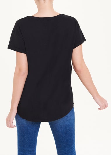 Black Longline Essential T-Shirt