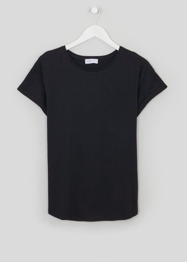 Black Longline Essential T-Shirt