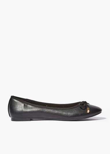 Black Ballet Flats