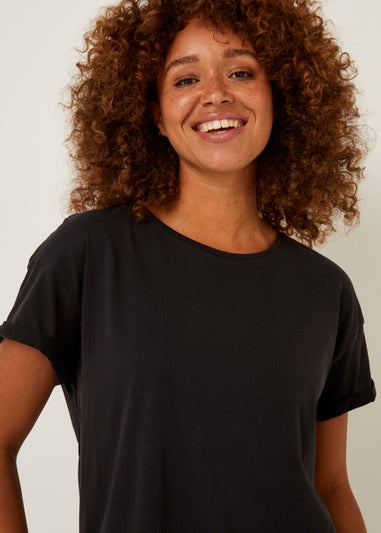 Black Essential Longline T-Shirt