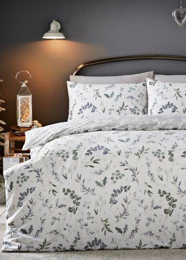 Eucalyptus Foliage Christmas Duvet Cover