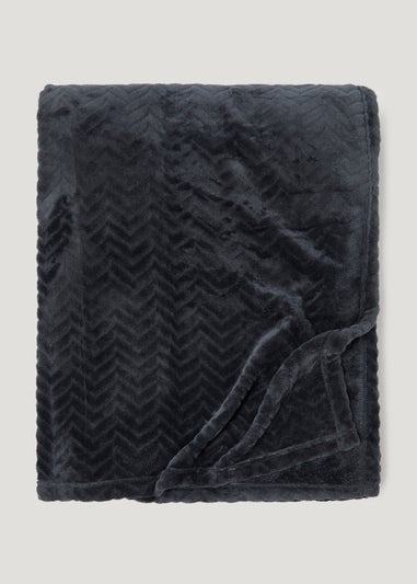 Grey Embossed Fleece Throw (250cm x 200cm)
