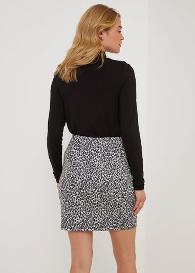 Grey Animal Print Textured Skirt
