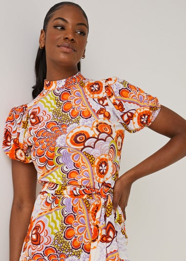Be Beau Floral Crop Top