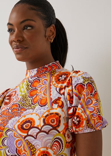 Be Beau Floral Crop Top