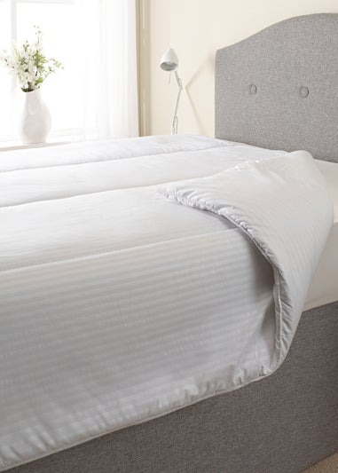 Slumberdown Touch Of Luxury Duvet (10.5 Tog)