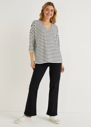 Black Stripe V-Neck 3/4 Sleeve T-Shirt