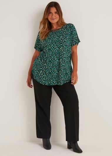 Papaya Curve Green Metal Trim V-Neck Top
