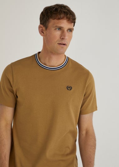 Sand Tipped Interlock Tee