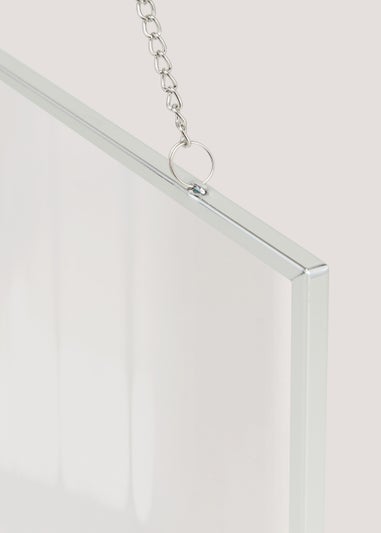 Silver Hanging Metal Frame (8x8in)