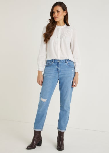 Papaya Petite Riley Mid Wash Ripped Boyfriend Jeans