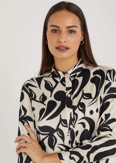 Et Vous Monochrome Satin Swirl Print Shirt Matalan