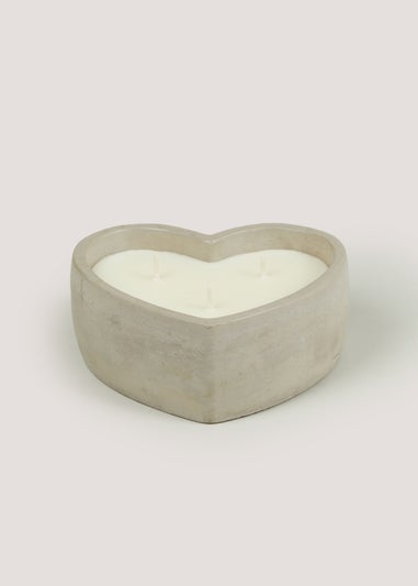 Natural Citronella Heart Candle (16.5cm x 7cm)