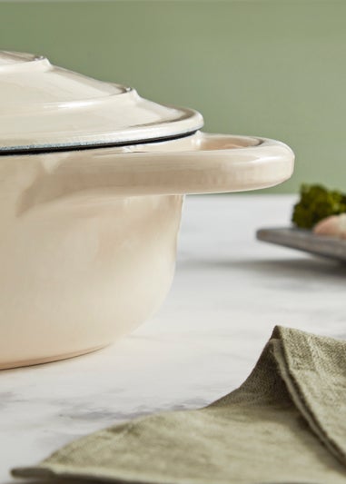 Barbary & Oak Cream Shallow Casserole Dish (28cm)