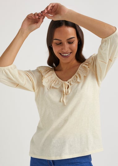 Cream Lace 3/4 Sleeve Top