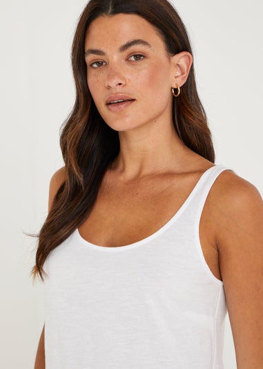 White Schiffley Hem Vest Top