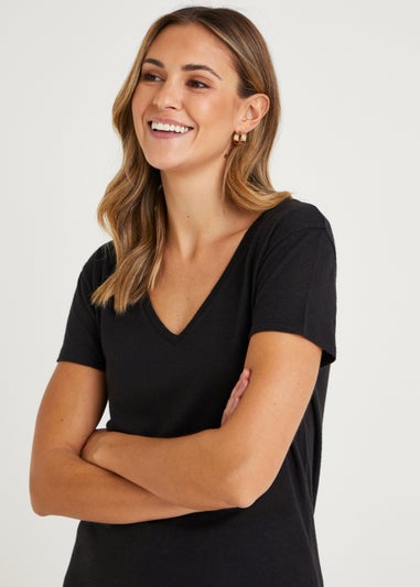 Black Linen Blend V-Neck T-Shirt