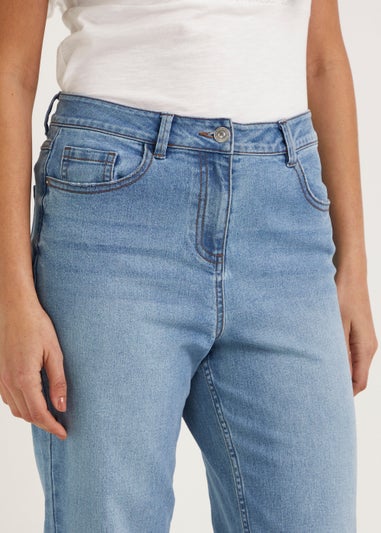 Grace Light Wash Straight Fit Cropped Jeans