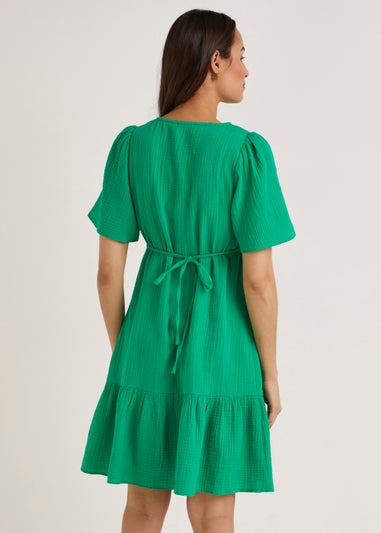 Green Double Cloth Knee Length Dress