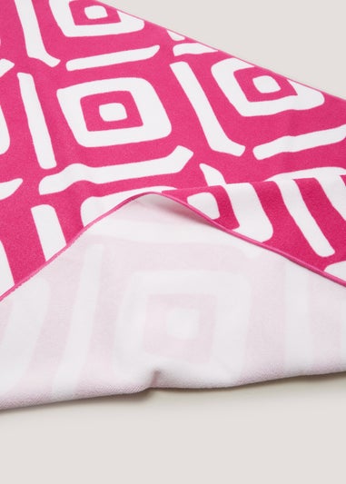 Pink Geometric Microfibre Beach Towel (150cm x 70cm)