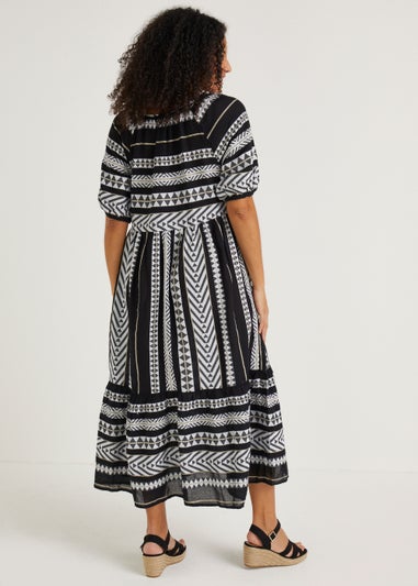 Papaya Petite Black Aztec Jacquard Midaxi Dress