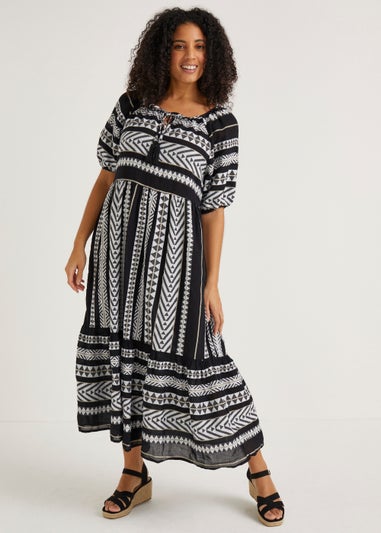 Papaya Petite Black Aztec Jacquard Midaxi Dress