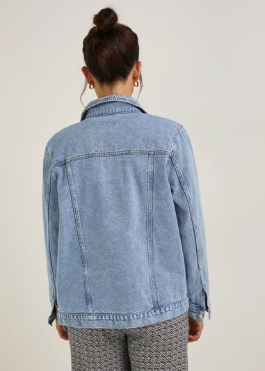 Light Wash Oversized Denim Jacket