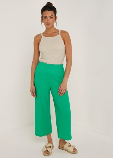 Green Textured Cropped Trousers