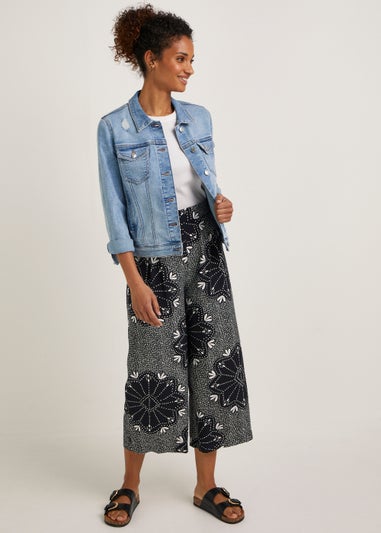 Black Print Wide Leg Cropped Trousers