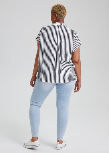 Papaya Curve Light Wash Ripped Skinny Jeans