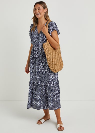 Papaya Petite Navy Tile Print Crinkle Midi Dress