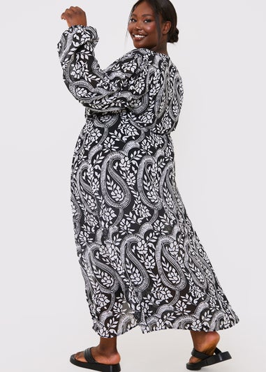 In the Style Jac Jossa Black Paisley Tie Front Maxi Cover Up