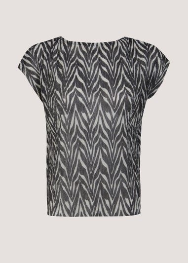 Black & White Animal Print Plisse Top