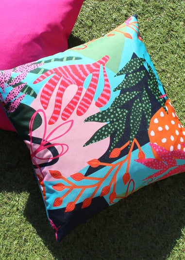 furn. Coralina Outdoor Filled Cushion (43cm x 43cm x 8cm)