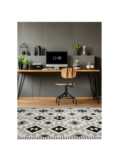 Homemaker Indoor/Outdoor Geo Chequed Rug