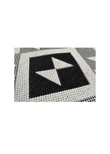 Homemaker Indoor/Outdoor Geo Chequed Rug