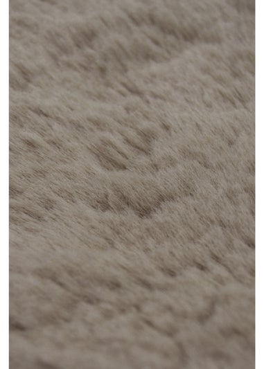 Homemaker Luxury Fur Oblong Runner