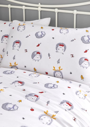 Fusion Christmas Kids Holly Hedgehog Duvet Cover