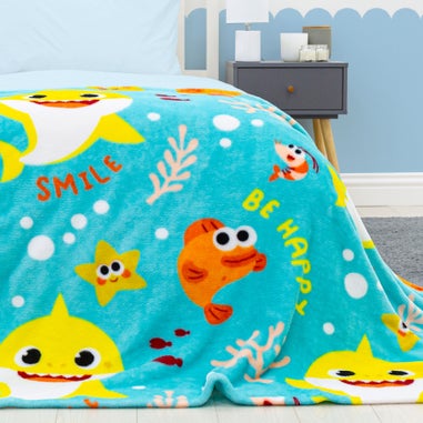 Baby Shark Fintastic Throw