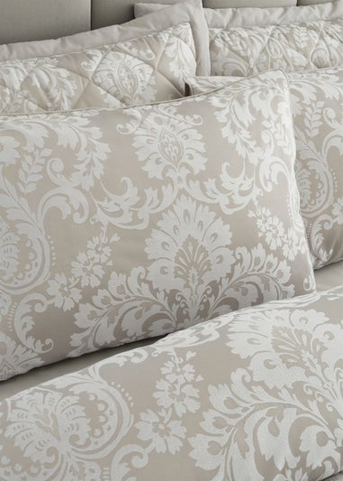 Catherine Lansfield Classic Damask Duvet Cover