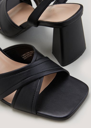 Et Vous Black Cross Strap Block Heels